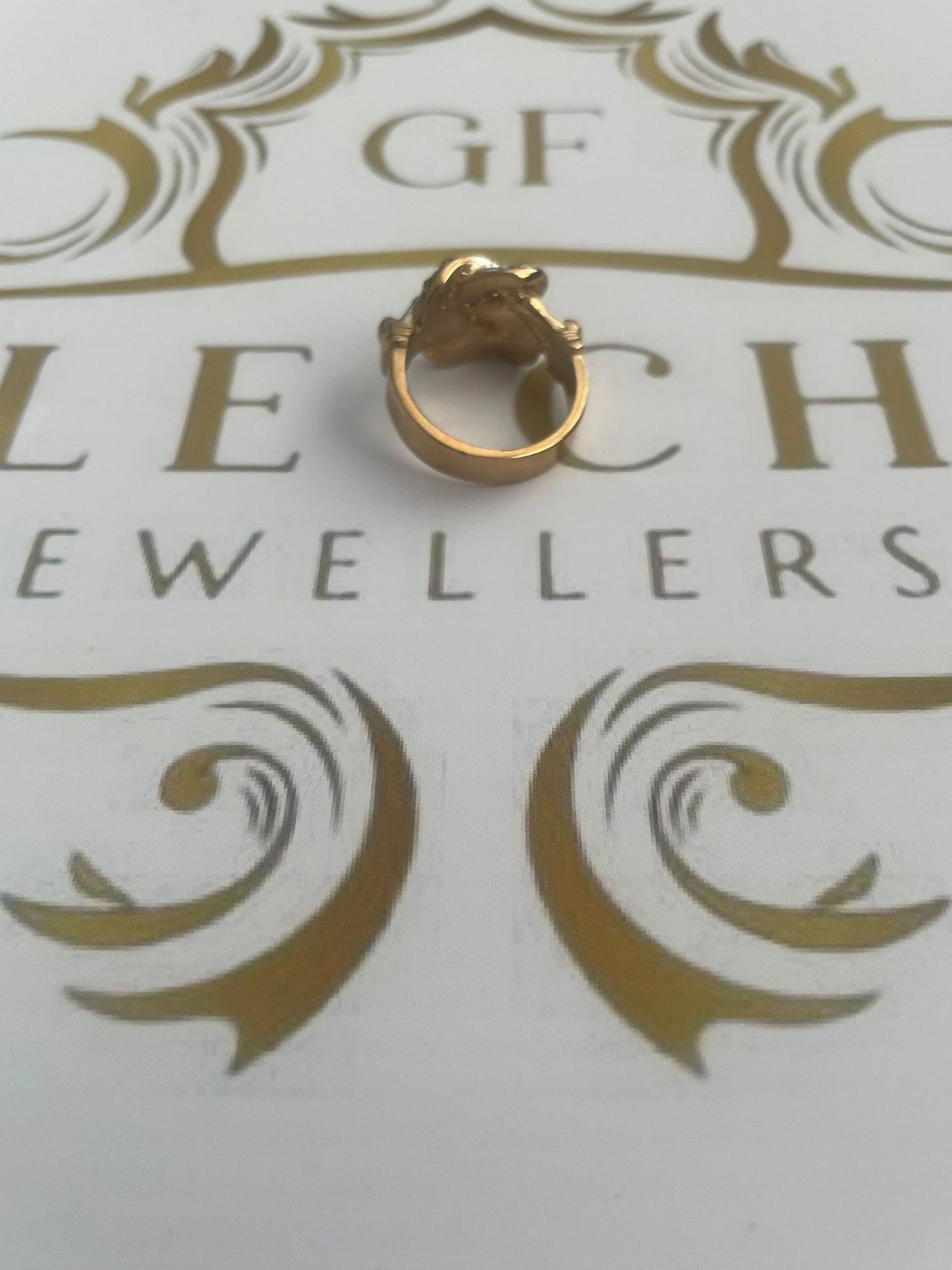 9ct Gold Children’s Knot Ring - 9.7g