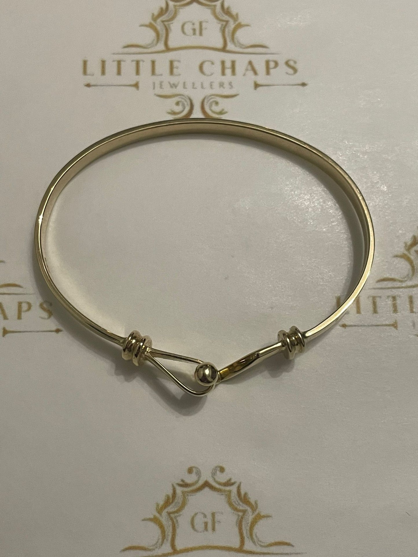 9ct Gold Children’s Hook Bangle 8g